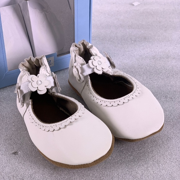 NIB ROBEEZ Mini Shoez Shoes Pink Penny Mary Jane 18-24m 6